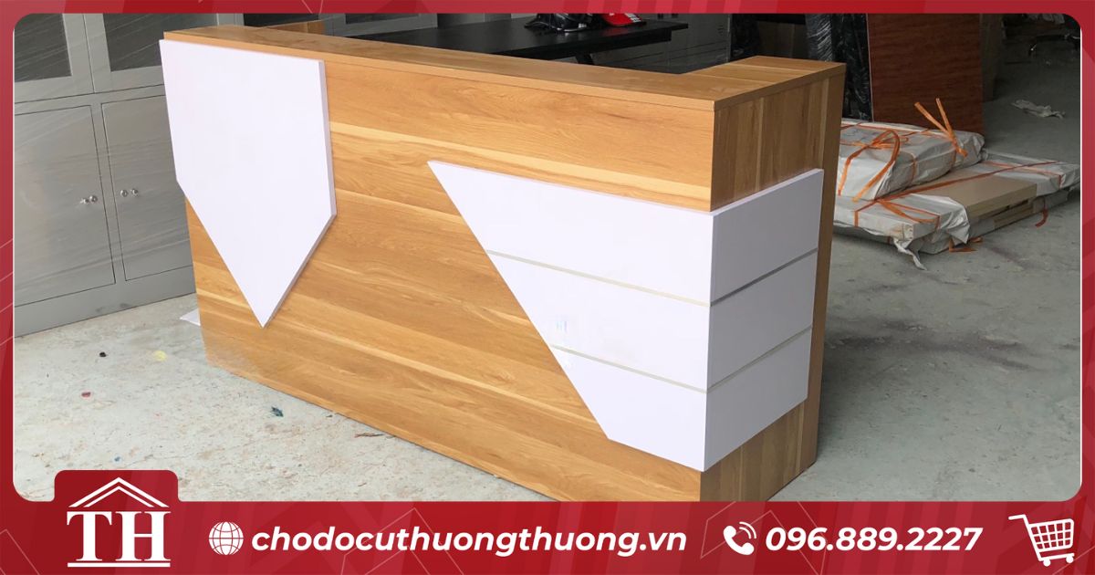 Quầy lễ tân thanh lý dài 1,2m
