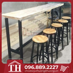 bàn ghế quầy bar chân sắt mặt gỗ thanh lý