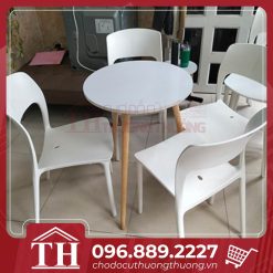 bàn ghế quán trà sữa thanh lý