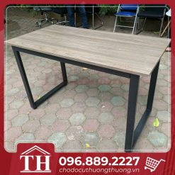 bàn gỗ chân sắt thanh lý